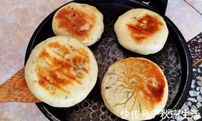 厨娘|秋分后，此菜再不吃就过季了，营养极高，女性要多吃，烙馅饼真香