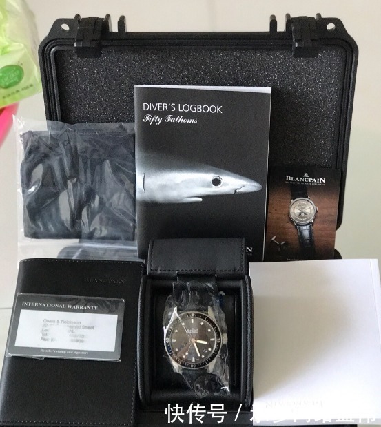 潜水表|为什么男人都爱宝珀五十噚，当然是有其原因的