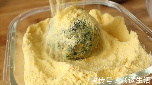 菠菜|入冬了,我们家迷上吃这个,不和面不揉面,皮薄馅大,营养又美味