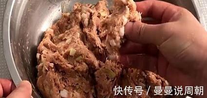 面包糠|一块五花肉，一碗糯米粉，试试这种特色做法，开胃又下饭