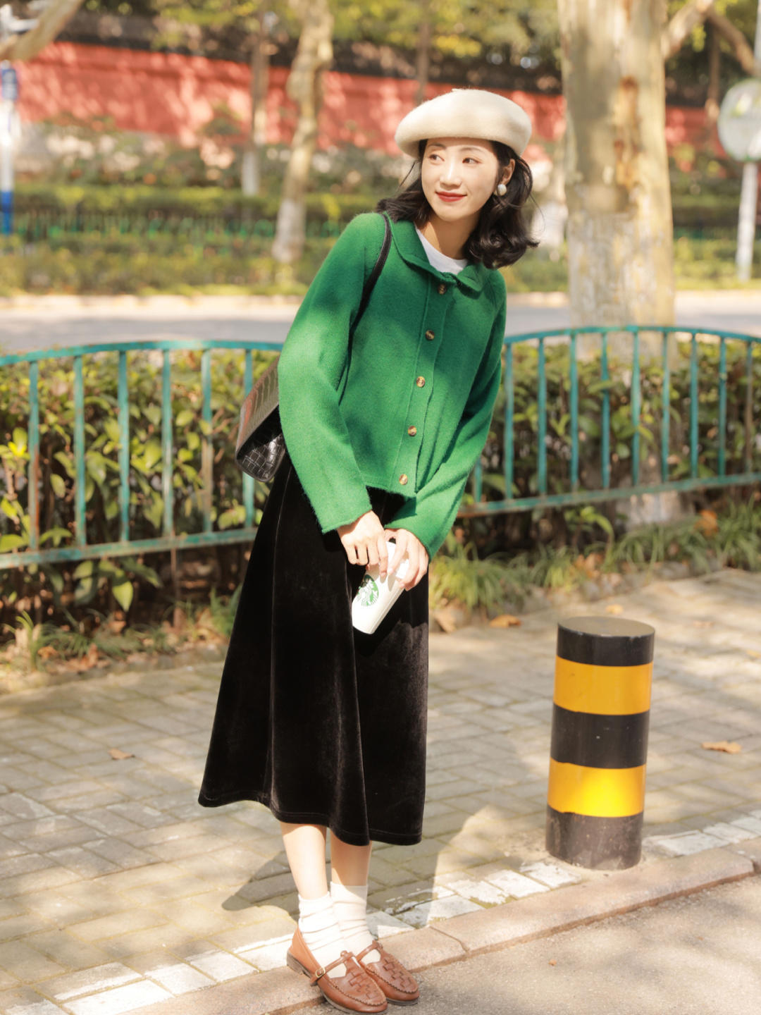 冬天|冬天怎么穿保暖又高级?看看这些“毛衣”穿搭,日常实用不挑人