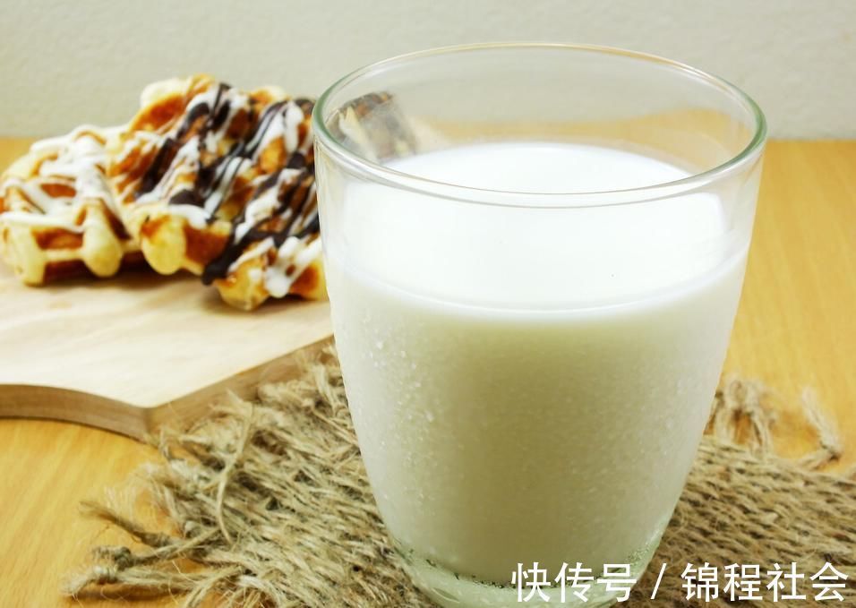 宝妈|孩子积食是“作”出来的?4个坏习惯或是“帮凶”,父母尽早看清