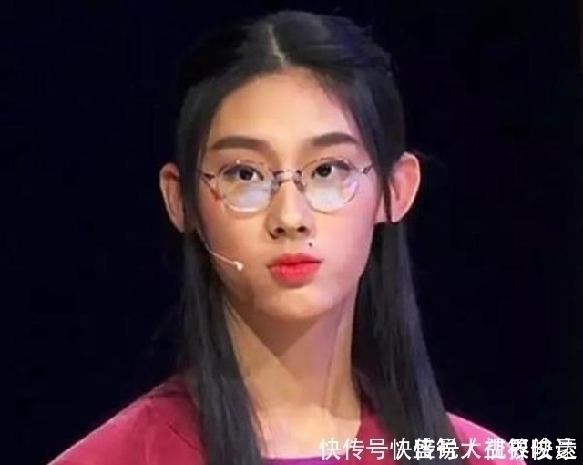 才女|清华才女武亦姝为学弟学妹写下一封信，字体如行云流水，入木三分