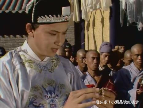 薛蟠&2个男人暗恋林黛玉,为何一人成功抱得美人归,另一人失败