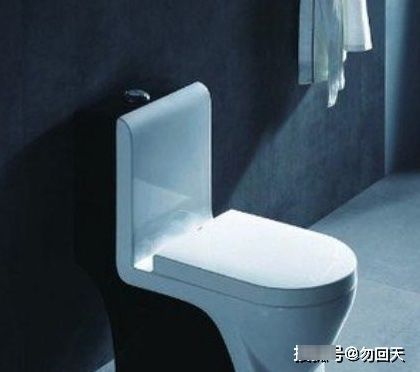 胎儿|孕妇上厕所,尽量做到“3不要”!可别不以为然,易导致胎儿缺氧