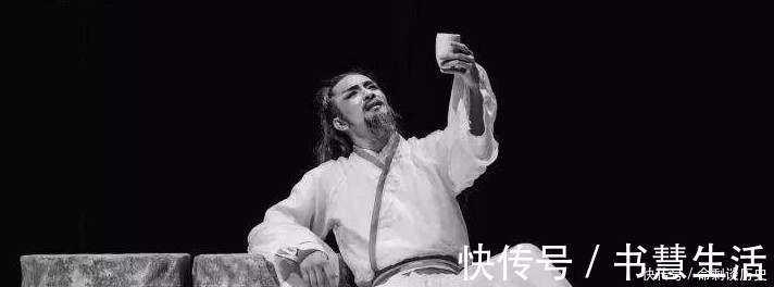 京阙|李白在墙上写下此诗,千金小姐一掷千金,连诗带人收入囊中