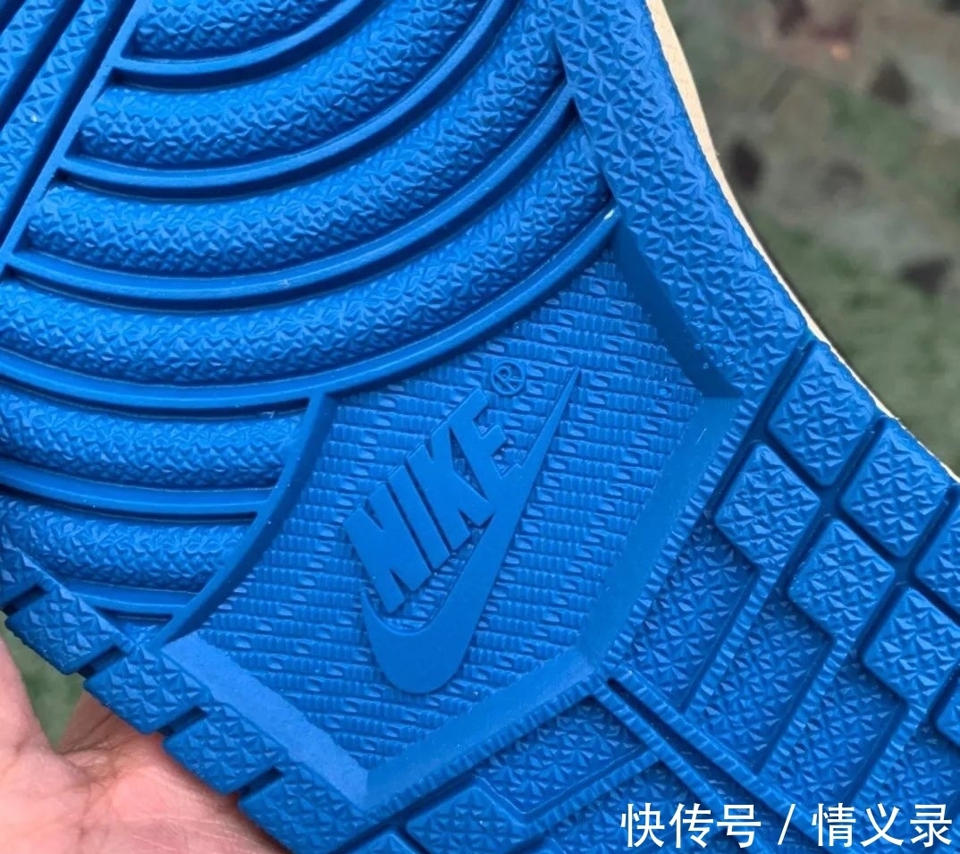 倒钩|藤原浩倒钩闪电aj1最强横向对比测评 中底拉邦皮料剪裁差的是正?