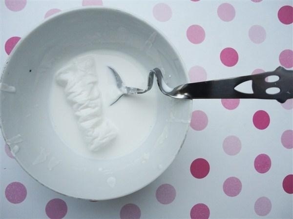 拦路虎|别再用化妆品了,每天用它抹脸,一周美白祛斑,素颜也能成女神