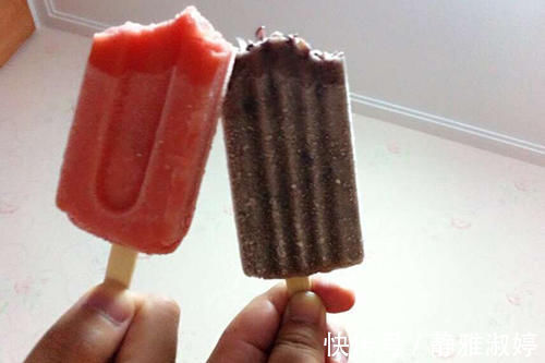 散散步|女性经期，排出的像“肉”一样的血块是什么？严重吗？听医生回答