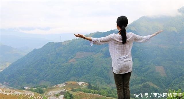 65岁的陈道明:余生,只劝你做个无用的人