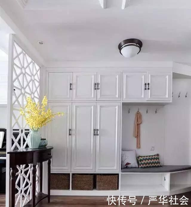 小户型|去邻居们家串门,一进门就被入户鞋柜惊艳到了,款款漂亮又实用