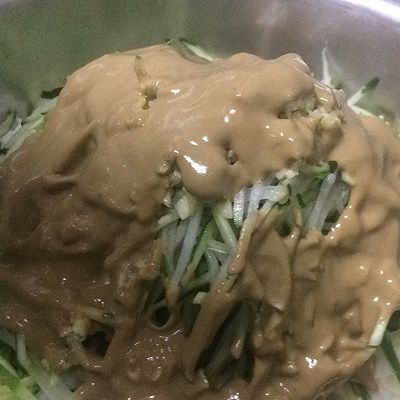 南乳汁|二八酱拌凉皮