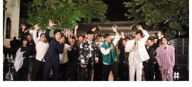 开播前一天,《追光吧》紧急撤档,无外乎三个原因