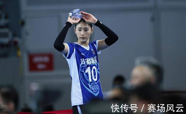 中国女排|国际排联最佳12人评选结束!中国女排无人上榜,上海外援荣登第一