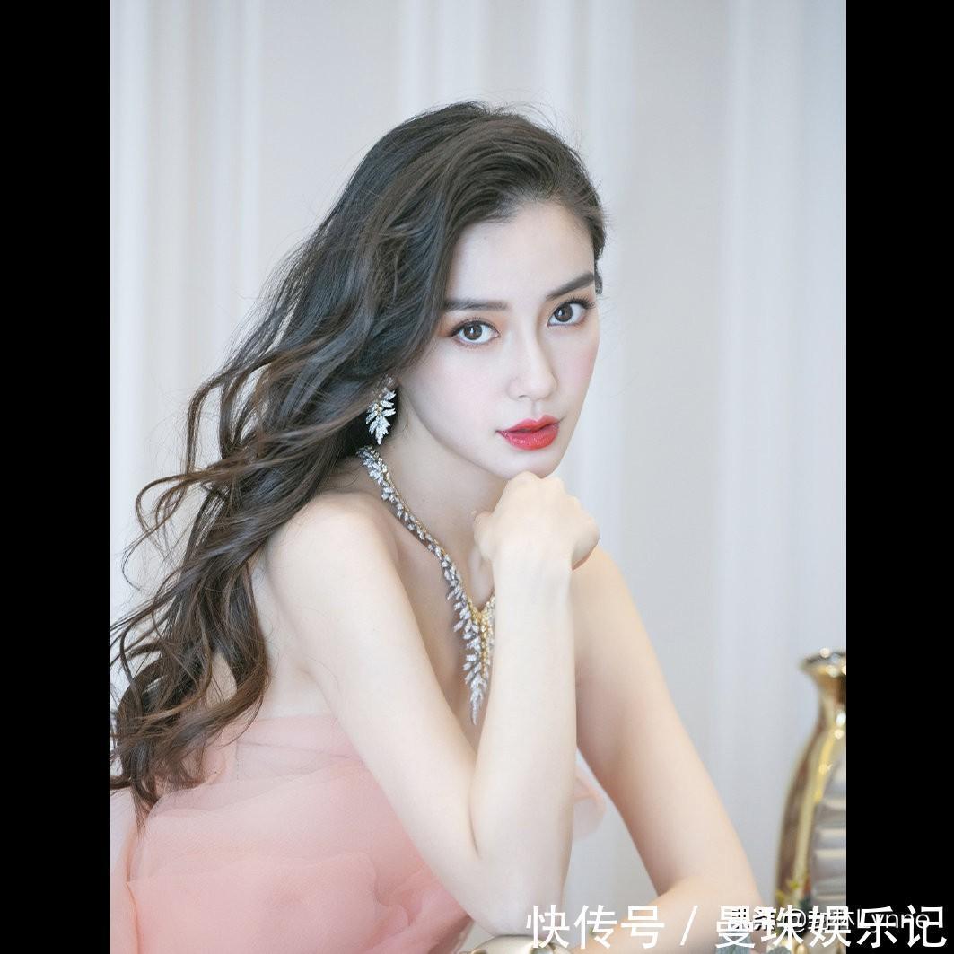 发型 看明星们的发型,哪个最好看?你喜欢长发飘逸还是短发灵动呢?