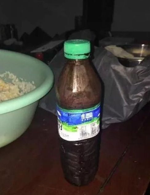 小编|【饵料配方】用鸡血钓鲫鱼我用了10年每次至少62斤以上