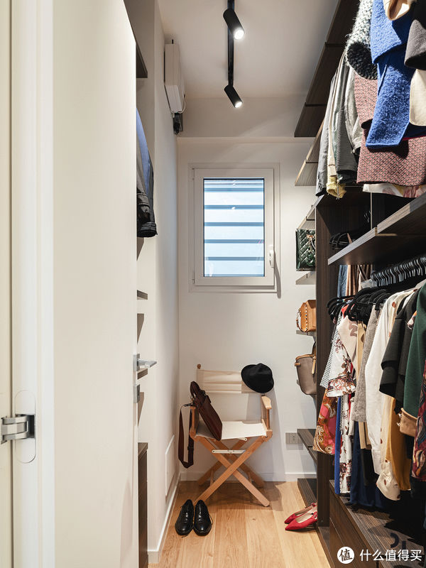 装修|90后丁克一族夫妻的家,装修审美太独特,入户后我被深深吸引了