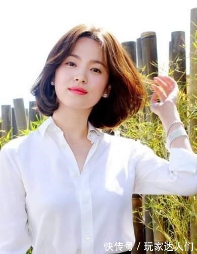 女人40岁后别再留黑长直,试试这5种发型,