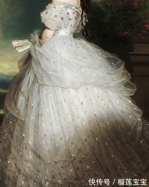 一瞬间#原来生活中常见的白裙,在画家们的笔下能如此动人心魄,太美了