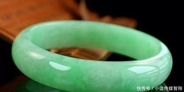 糯冰种|你真的了解糯种翡翠吗?原来,糯种翡翠也有这么多分类!