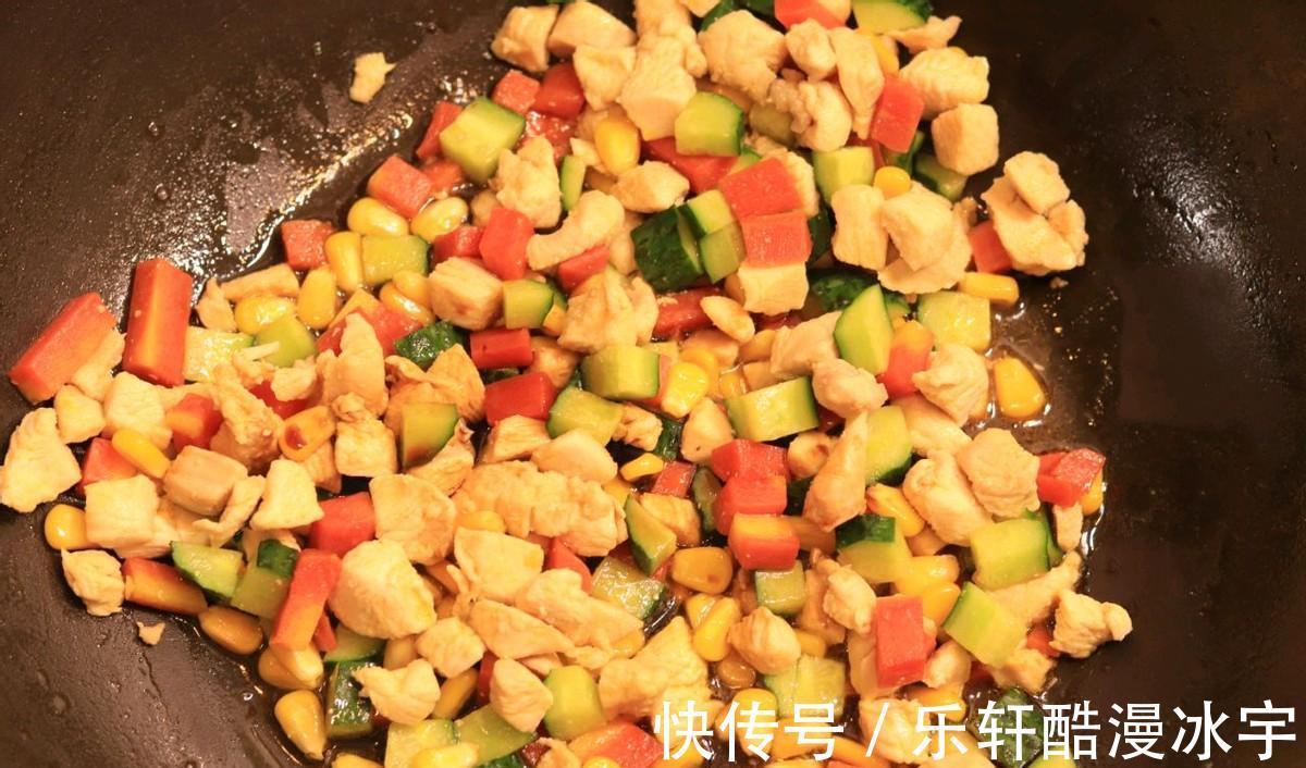 低脂|低脂健康的鸡胸肉炒三丁，好吃又下饭，真的是减脂必选餐之一