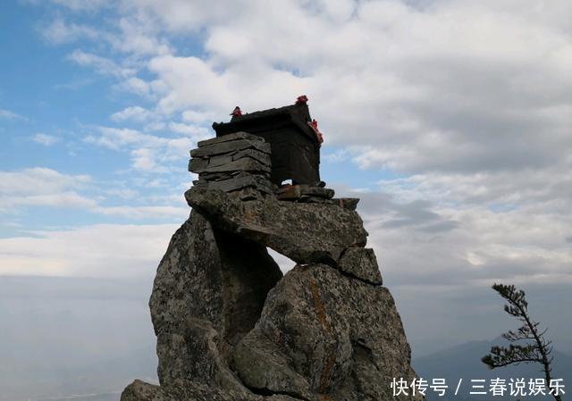 重铁庙|国内最“野”的山，山顶放着“一吨重铁庙”，四面悬崖却百年不倒