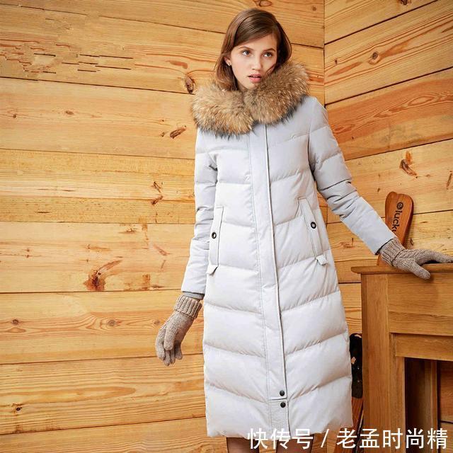 回头率|时髦长款羽绒服,完美引爆高街回头率