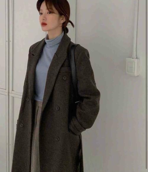 早春就要穿出甜甜的感觉，韩国小姐姐碎花裙配衬衣，温柔又很减龄