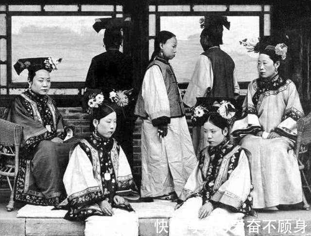 越南人$此国自称南朝,称中国为北朝,在中国看见四个字,还要求中国改掉!