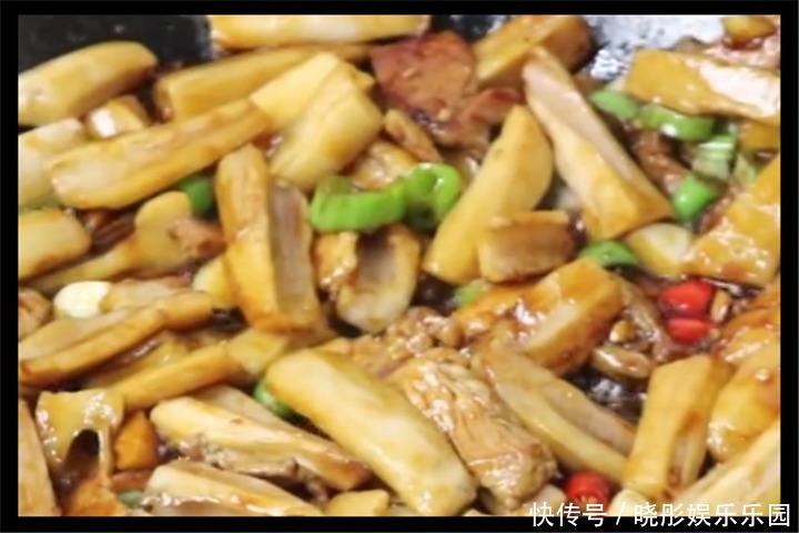 喜欢|莲藕这样炒,清脆爽口开胃下饭,一吃停不下来全家人都喜欢!