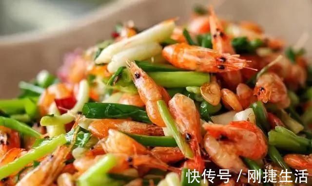 江虾|东北“热炕头”上的9大“下酒菜”,在东北“贼火”,老酒鬼都爱