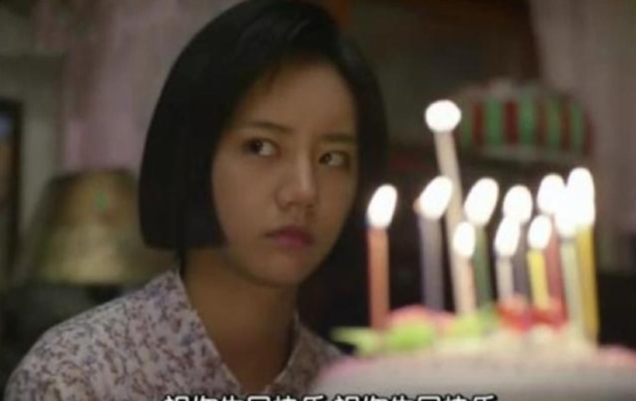 请回答1988|'难道我是二女儿，就不配吃到鸡腿吗？'父母的偏心到底有多伤人