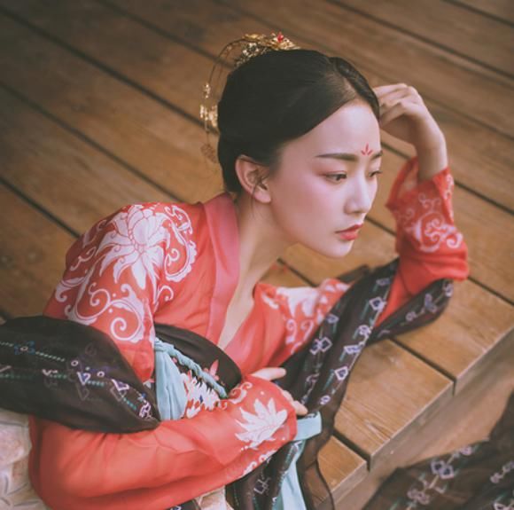 女生|对自己的生活要求很好，不会墨守陈规的5位生肖女生