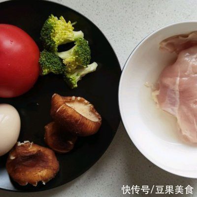 从小吃西红柿鸡肉丸长大的我,谁敢说我这做法不正宗