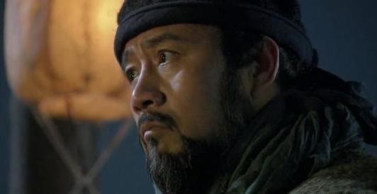 梁山#史文恭二十回合速败秦明,那么杀败林冲需要几个回合?您意想不到