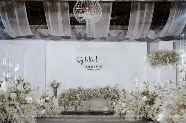 高级雅致的白色系简约风婚礼,用最简单的色彩表达最纯粹的爱情