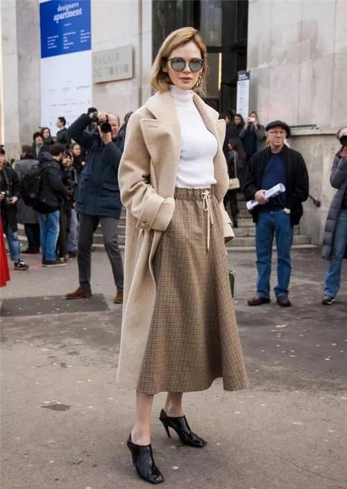 穿风衣、大衣高级？你错了，不掌握这4个“技巧”，只会显土显矮