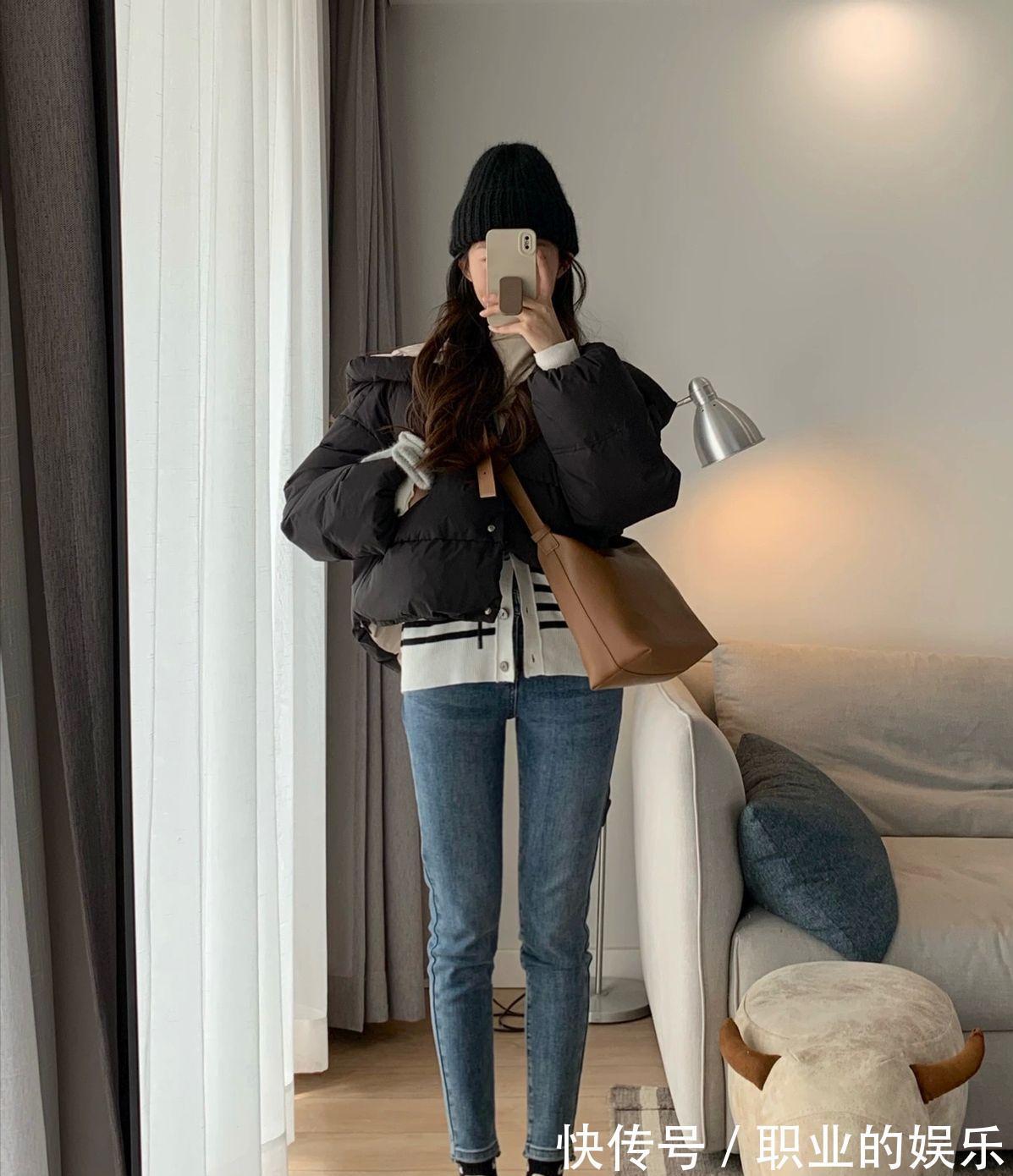 棉服 不到160cm的女生怎么穿,暖色调穿搭法值得借鉴,造型可爱还甜美