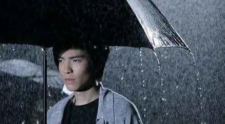 童年男神→中年偶像,承包了一代人精神世界的老boy都戴過哪些表