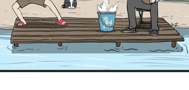 |搞笑漫画《钓鱼》,钓到大鱼了要不要来尝尝?