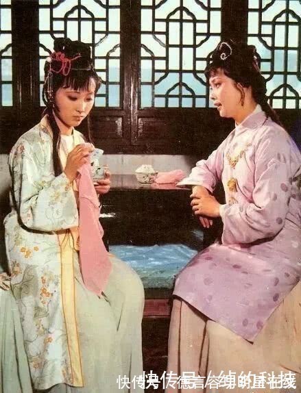 秦可卿!她才是荣国府真正的老大,血统高贵,人人拥护,黑锅随便背