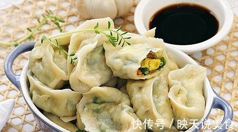 有经验厨师不小心说出制作韭菜馅时，多加一点“它”，味道超好