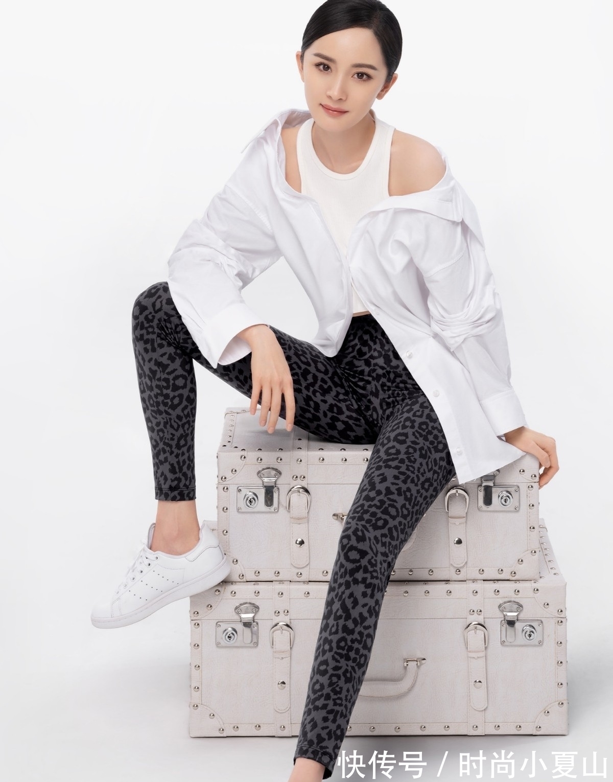 大长腿|Nike预售一秒就卖断货!明星全换国货取消代言,还有33万人预约