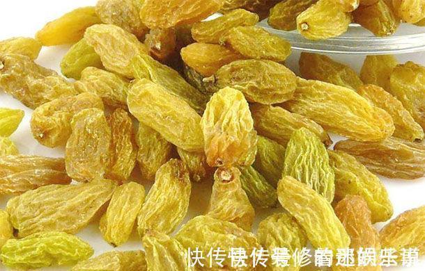 保护血管|50岁后睡前吃点“葡萄干”,三大好处“找上门”,养生更“长寿”