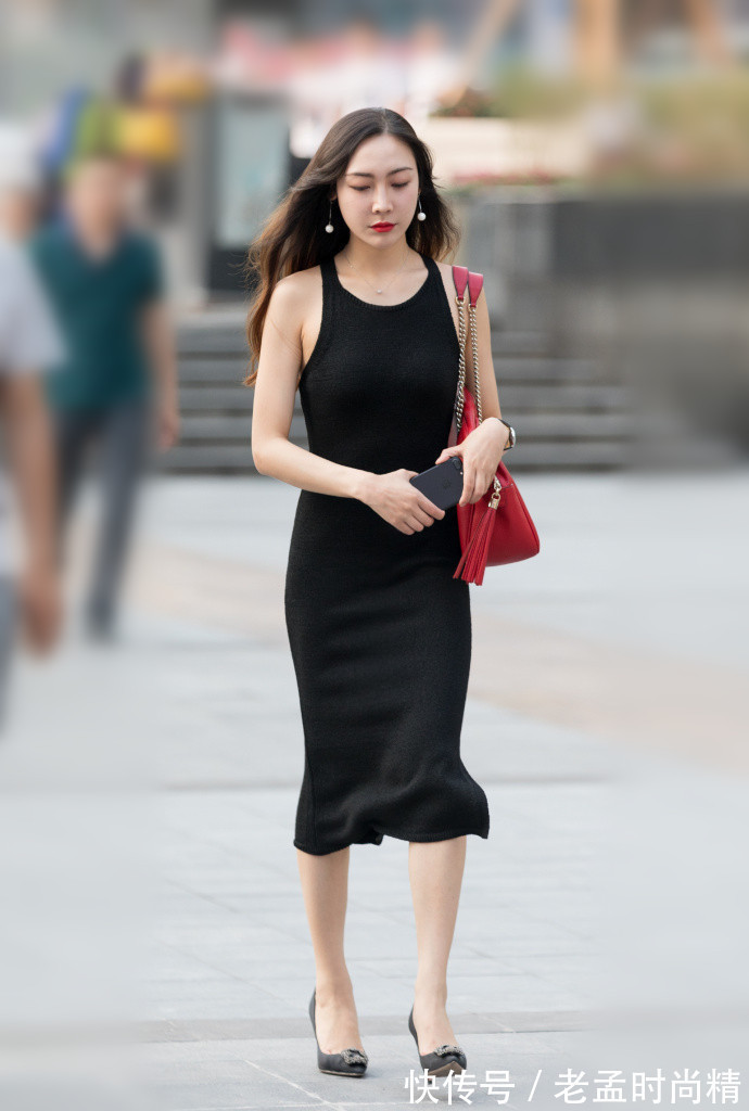 街拍|重庆街拍,高颜值好身材的美女,怎么搭配都好看!