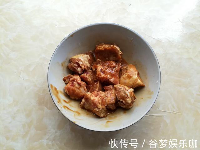芋头|冬天最该吃这菜,简单一蒸,出锅香到流口水,朋友:看着就馋