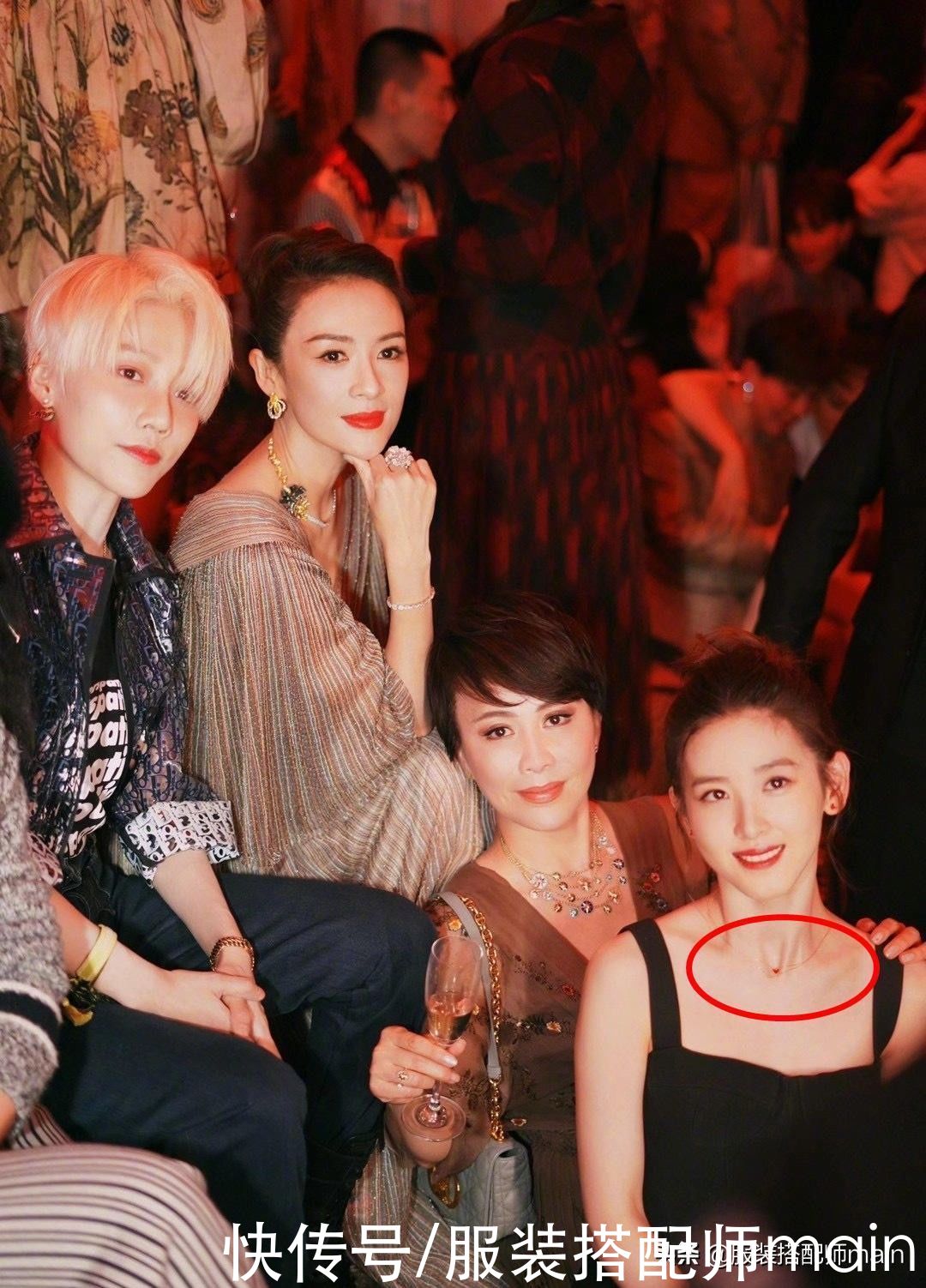 轻奢|配饰选得好，穿搭没烦恼，这三款时尚轻奢的项链不容错过