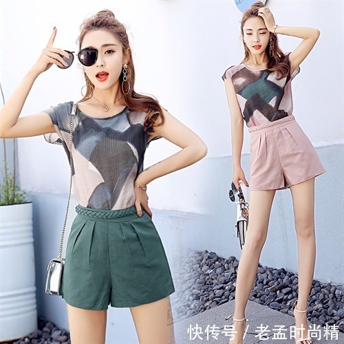 可爱|圆领的设计也让整件更加的甜美和可爱了