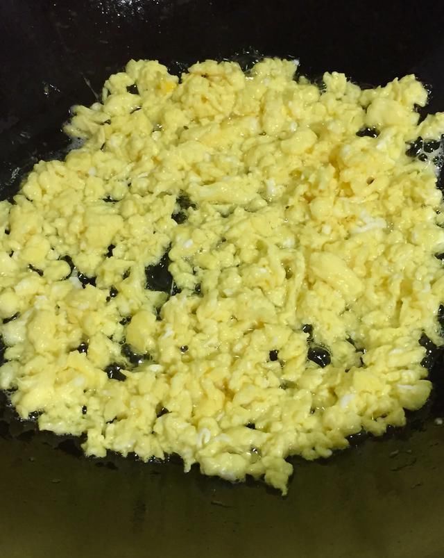 适合|东北特产的大西葫芦，特别适合做“冰花锅贴”几天做一次还吃不够