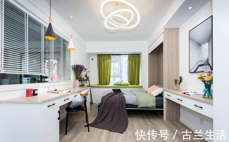 木栈板|将墙壁凿开一半,客厅和书房大变样,家里变得更加通透大气